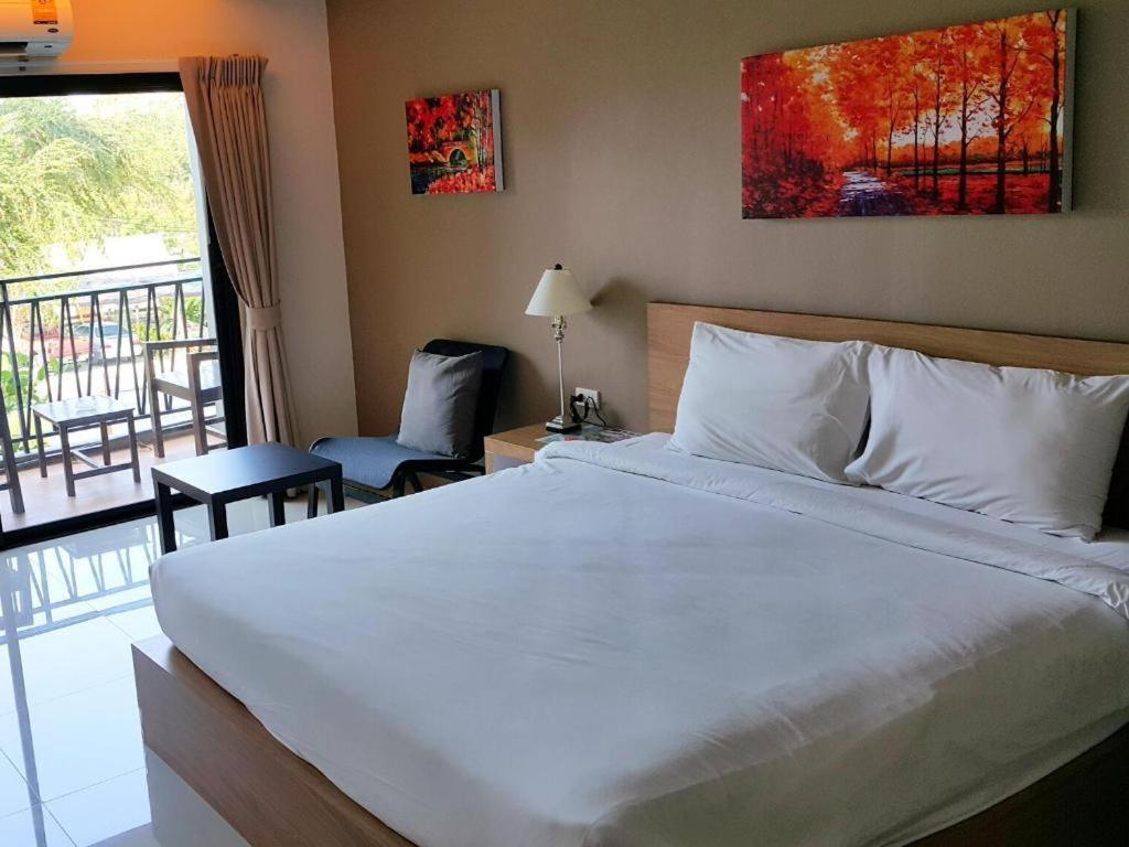T5 Suites Паттайя Экстерьер фото