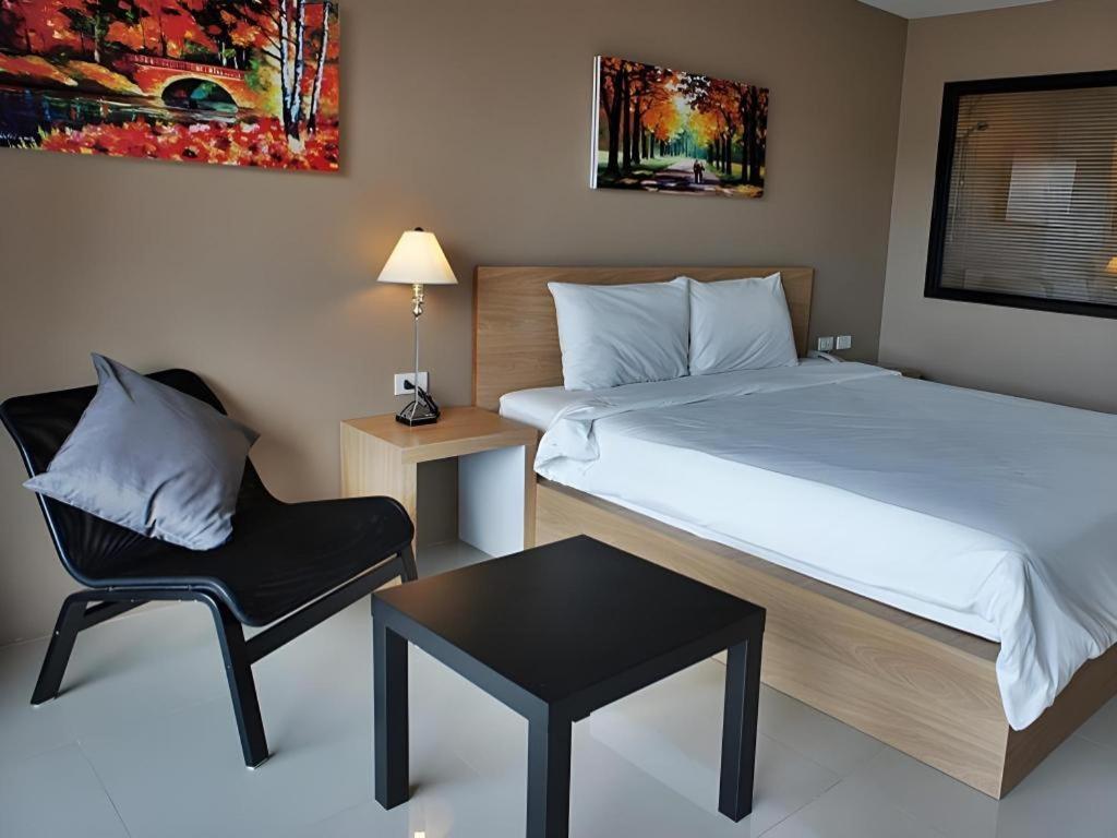 T5 Suites Паттайя Экстерьер фото