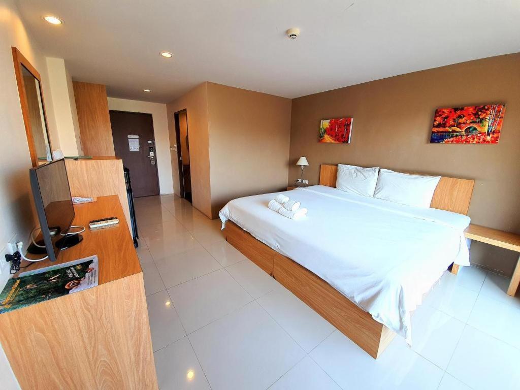 T5 Suites Паттайя Экстерьер фото