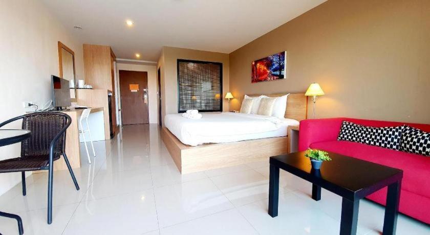 T5 Suites Паттайя Экстерьер фото